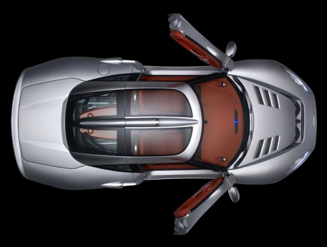 2010 Spyker C8 Aileron - 2 great video reviews