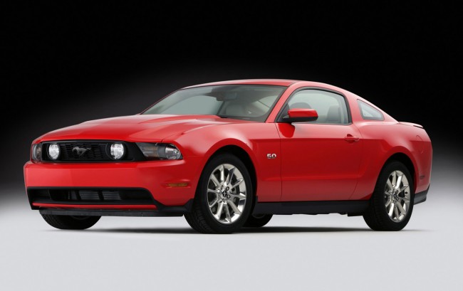 2011 Ford Mustang GT gets an all-new 5.0-liter V8 with 412 hp