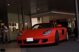This is hot! Matte red Porsche Carrera GT