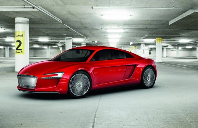 Audi e-tron goes on sale in 2012, limited to 1000 units