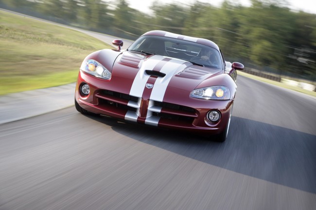 2012 Dodge Viper shown to dealers gets production approval within 5 minutes