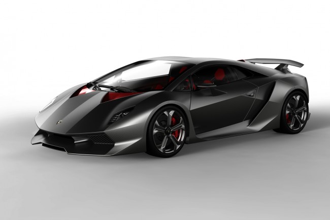 2010 Paris Motor Show: Lamborghini Sesto Elemento Concept finally breaks cover